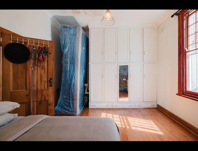 3 BEDROOM HOUSE FOR SALE IN SEA POINT